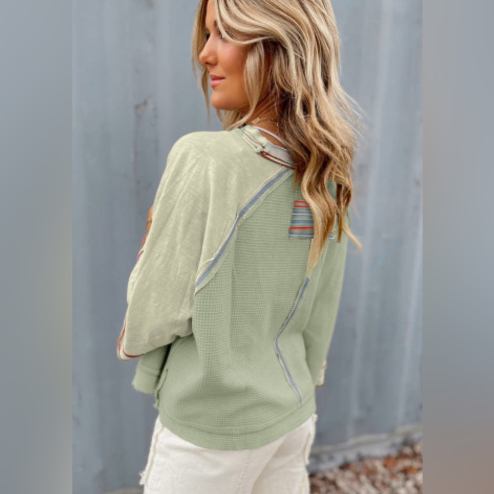 Dawson waffle knit bracelet sleeve raglan top - Picture 2 of 11